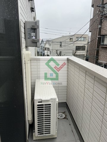 グラナーデ南田中のバルコニー