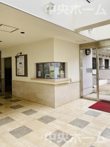 東立石ガーデンの受付|受付(管理人室)。管理会社：株式会社東急コミュニティーに全部委託・管理人は日勤管理です。