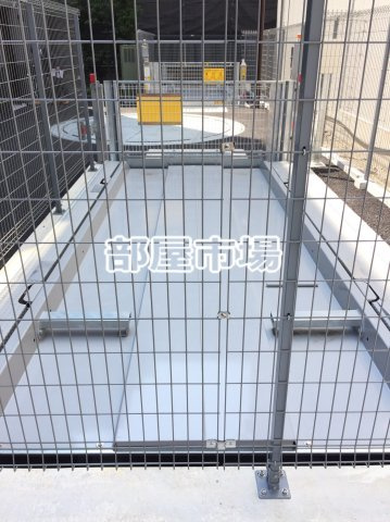 AXAS木場アジールコートの駐車場