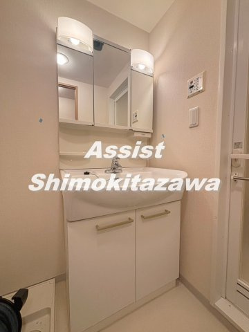ヒルトップ北沢の独立洗面台|※内装クリーニング中です※