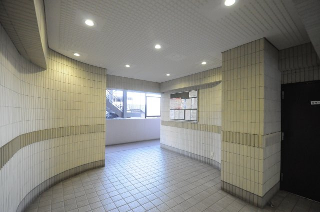 ライオンズマンション川越岸町のエントランス