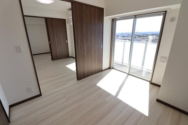 ＧＥＮＯＶＩＡ白糸台ｓｋｙｇａｒｄｅｎの居間・リビング