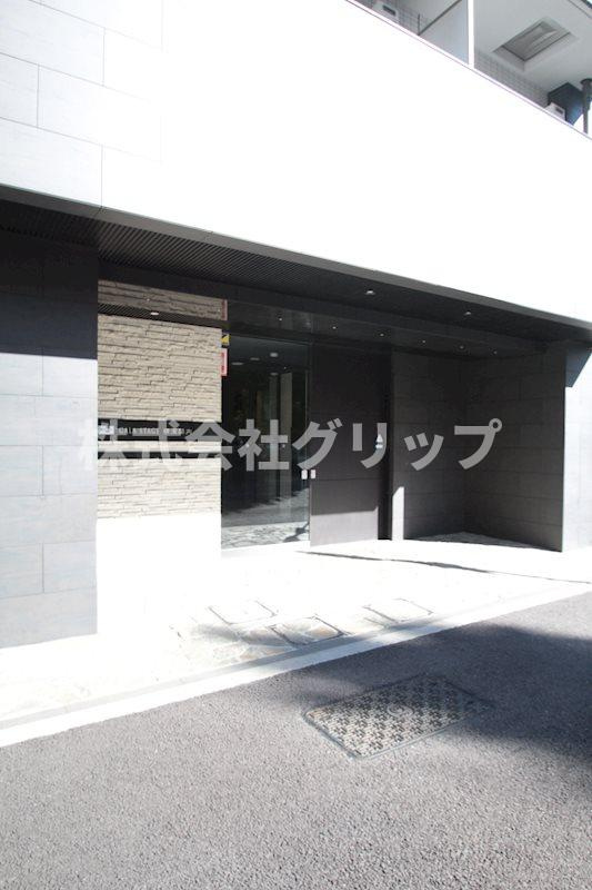 ガーラ・ステージ横濱関内のエントランス