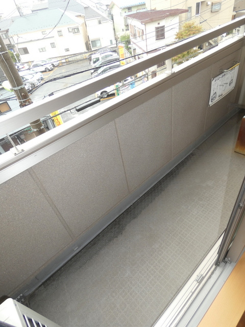 世田谷区上馬５丁目の賃貸マンションのバルコニー