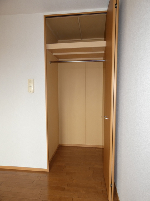 世田谷区上馬５丁目の賃貸マンションの収納
