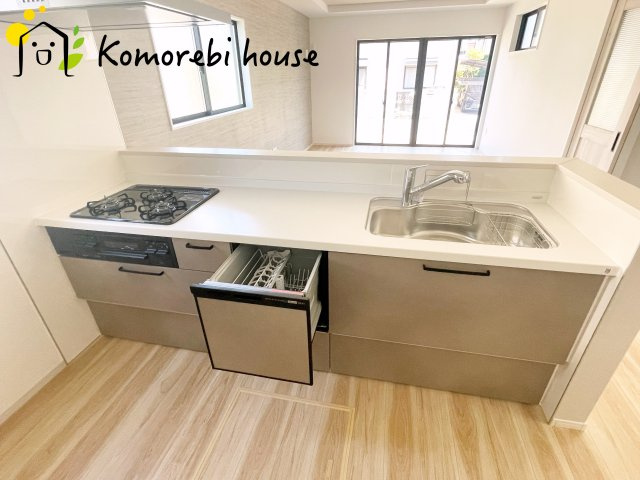 上尾市向山　13期　新築一戸建て　リガーレ　01のキッチン|キッチンでお料理をお楽しみください