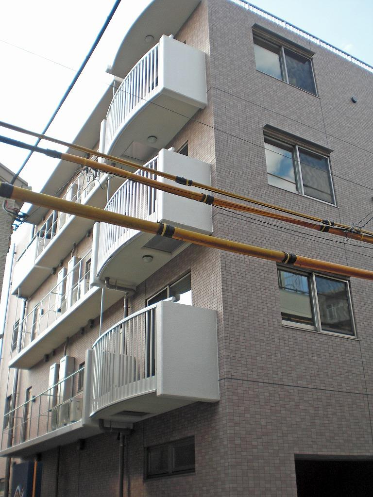岡田ビル の外観