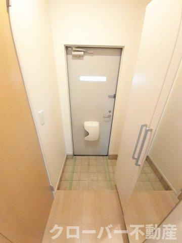 ドゥース　レシ　Ａの玄関