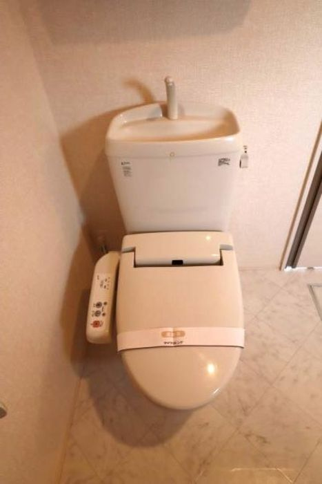 アブリーゴ11のトイレ