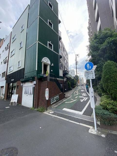 ステュディオ　サムスィングの外観
