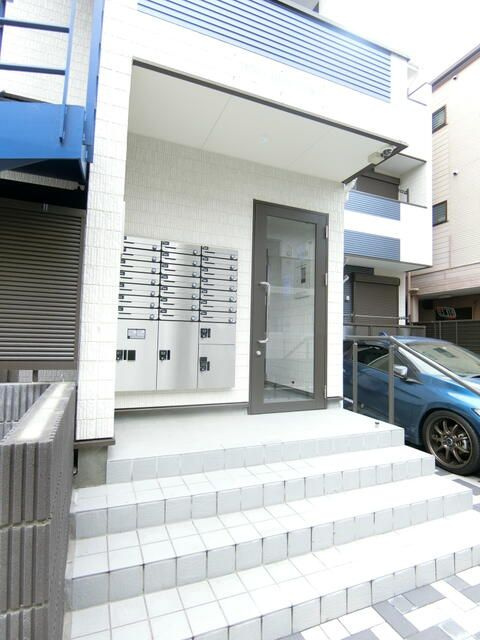 Ｃｉｅｌ　Ｂｌｅｕ　谷塚のエントランス