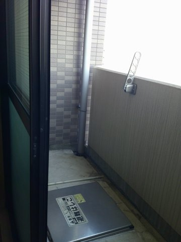 大阪市中央区上町１丁目の賃貸マンションのバルコニー