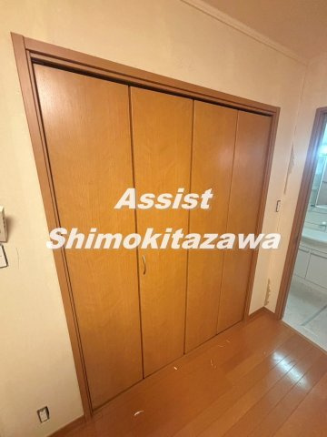 ゼルコバヴィレッジG棟の収納
