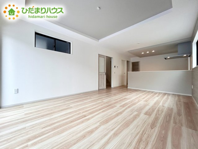上尾市向山13期　新築戸建　01　の居間・リビング|LDK：17.5帖