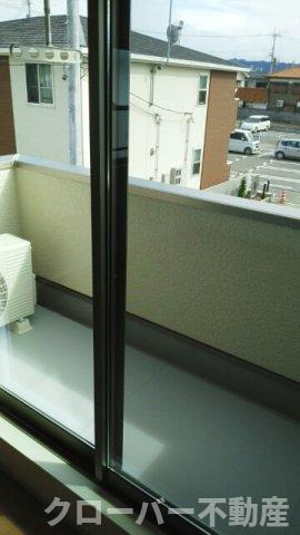 サンロイヤル幸町１のバルコニー
