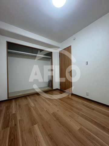 シャトー西梅田マンションの内装|シャトー西梅田マンション　洋室