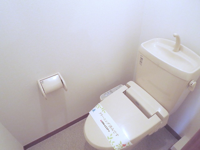 プレシャス　ジュノーのトイレ|独立したトイレスペースです