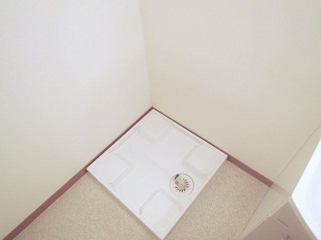 プレシャス　ジュノーの設備|室内に洗濯機置き場があるので便利です