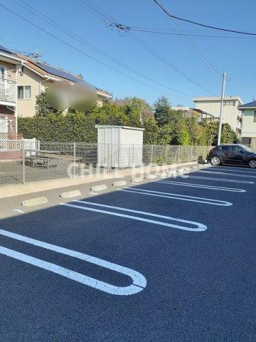 ヴィラ　プラシードＡの駐車場|当社、チルホームのHPもご覧ください(^^)/物件情報多数♪