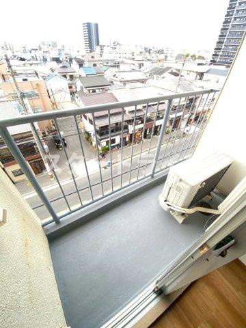 大阪市淀川区東三国６丁目の賃貸マンションのバルコニー|参考写真