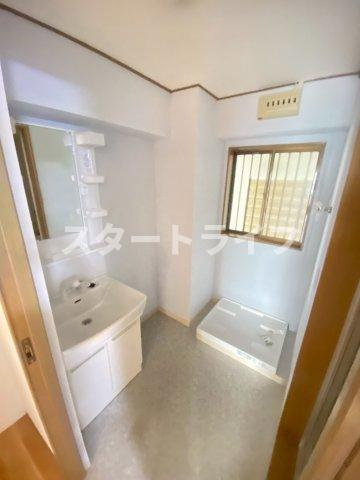 大阪市淀川区東三国６丁目の賃貸マンションの洗面所|参考写真