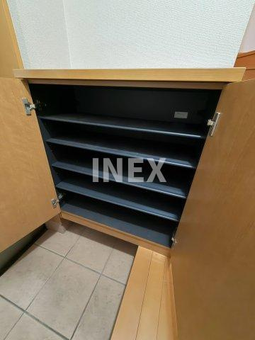 横浜市神奈川区青木町の一戸建ての収納|1階洋室