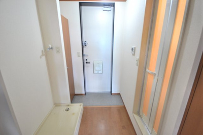 【玄関】 | コスモスコート | 他のお部屋の参考写真となります。