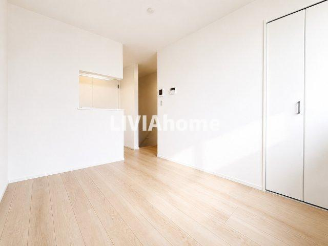 世田谷区玉川４丁目の賃貸マンションの居間・リビング|同シリーズの参考写真です。実際の設備・内装は現況を優先とさせていただきます。