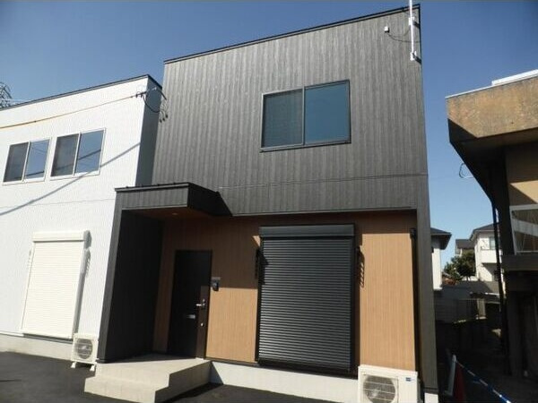 長久手市戸建賃貸　黒の家