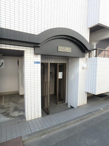 【エントランス】 | パーソネージュ目黒不動前 | エントランスです