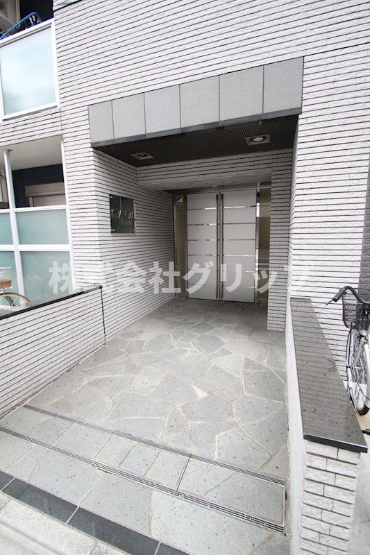 ガーラ・シティ川崎のエントランス