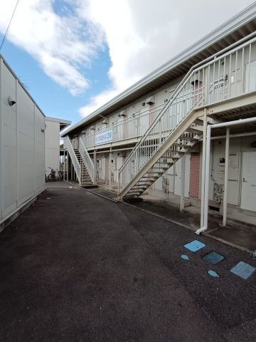 サンライズ２０の駐車場