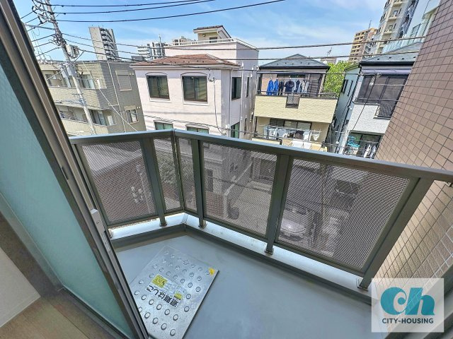 フェリーチェ中延 302号室のバルコニー