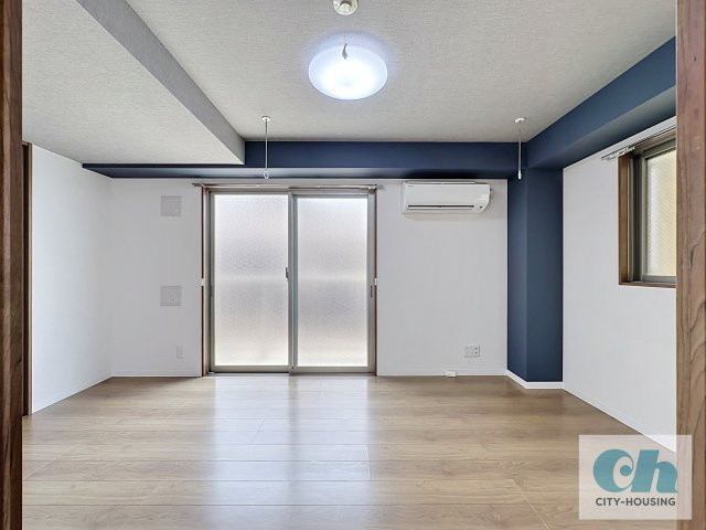 フェリーチェ中延 302号室の居間・リビング