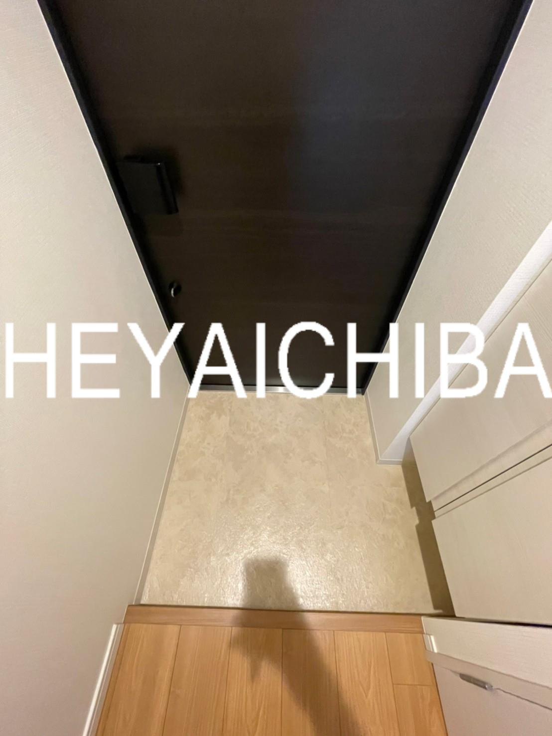 クレアツィオーネ上野の玄関