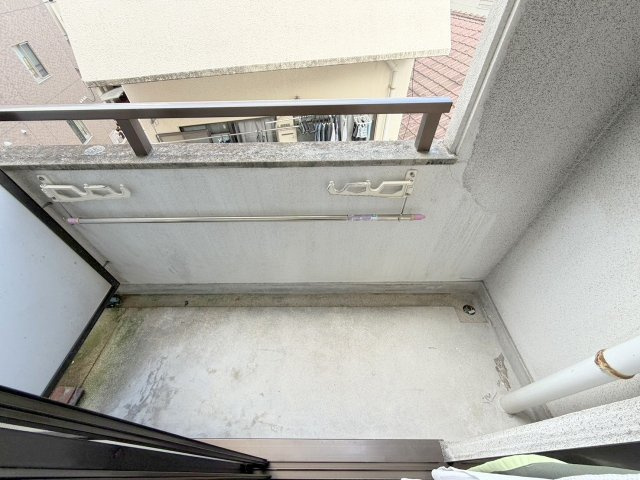山脇ビルのバルコニー