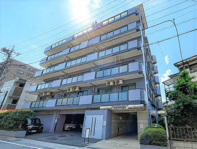 セザール川口並木町