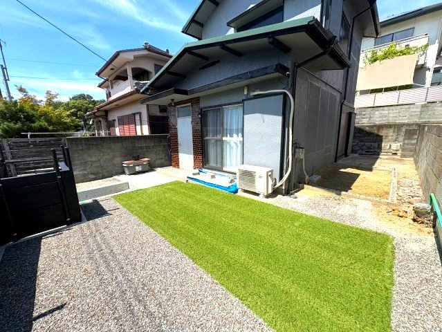 須賀1丁目貸家の庭