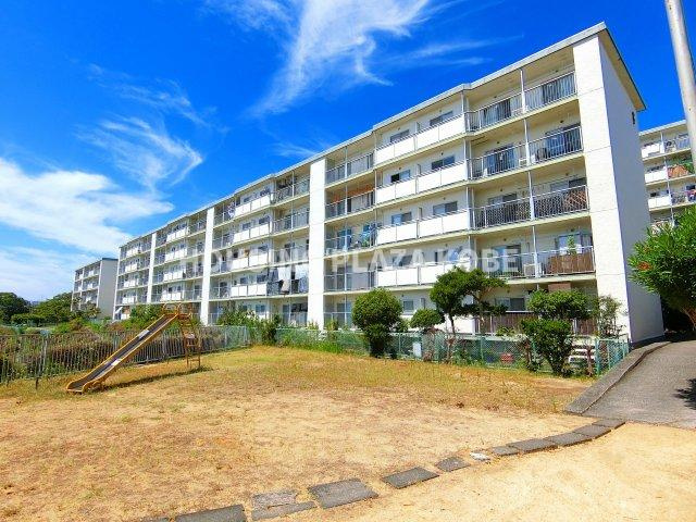 一ノ谷グリーンハイツF棟の外観