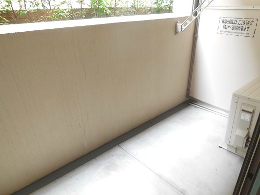 【バルコニー】ラルシェパルク新大阪