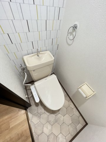 高砂市阿弥陀町魚橋のアパートのトイレ|トイレもきれいです