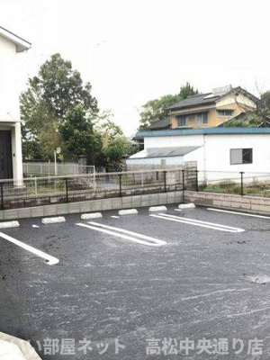 【駐車場】 | ノマ　クレール