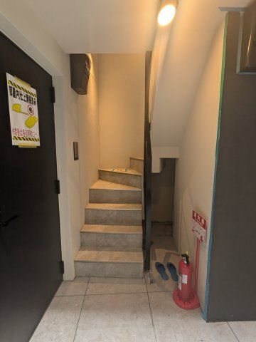 アピチェ南千住B棟のロビー