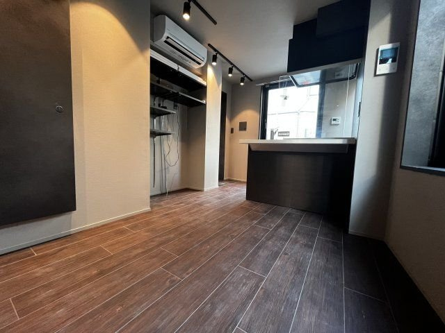 アピチェ南千住B棟の居間・リビング