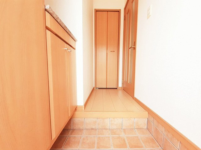 パークヒルズむらさきのＣの玄関