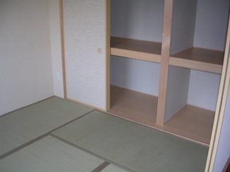【寝室】 | サンライクテイリス３号館