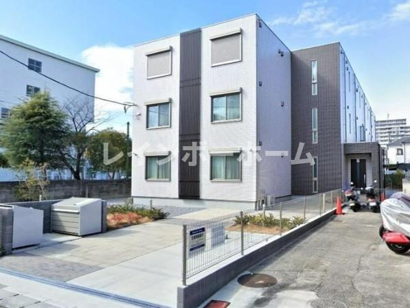 ＦＡＩＲＦＩＥＬＤ　ＣＯＴＴＡＧＥの外観