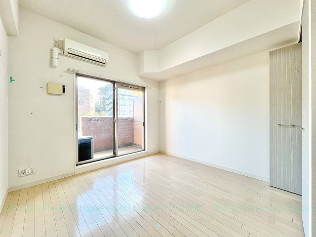 プレサンス名古屋城前ラバンカの居間・リビング