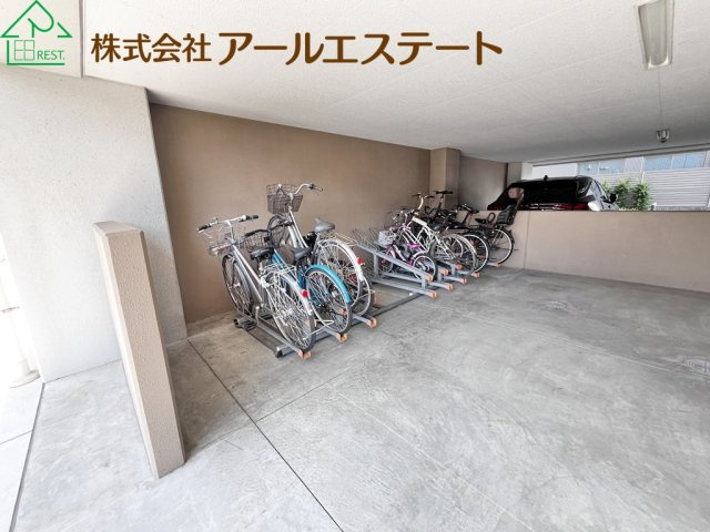 アルファスマート姫路市役所南　　山陽電鉄「手柄駅」徒歩15分の駐車場