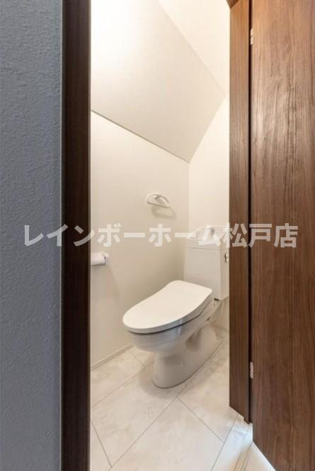 【仲介手数料：50％OFF】対象物件！のトイレ|ゆったりとした空間のトイレです